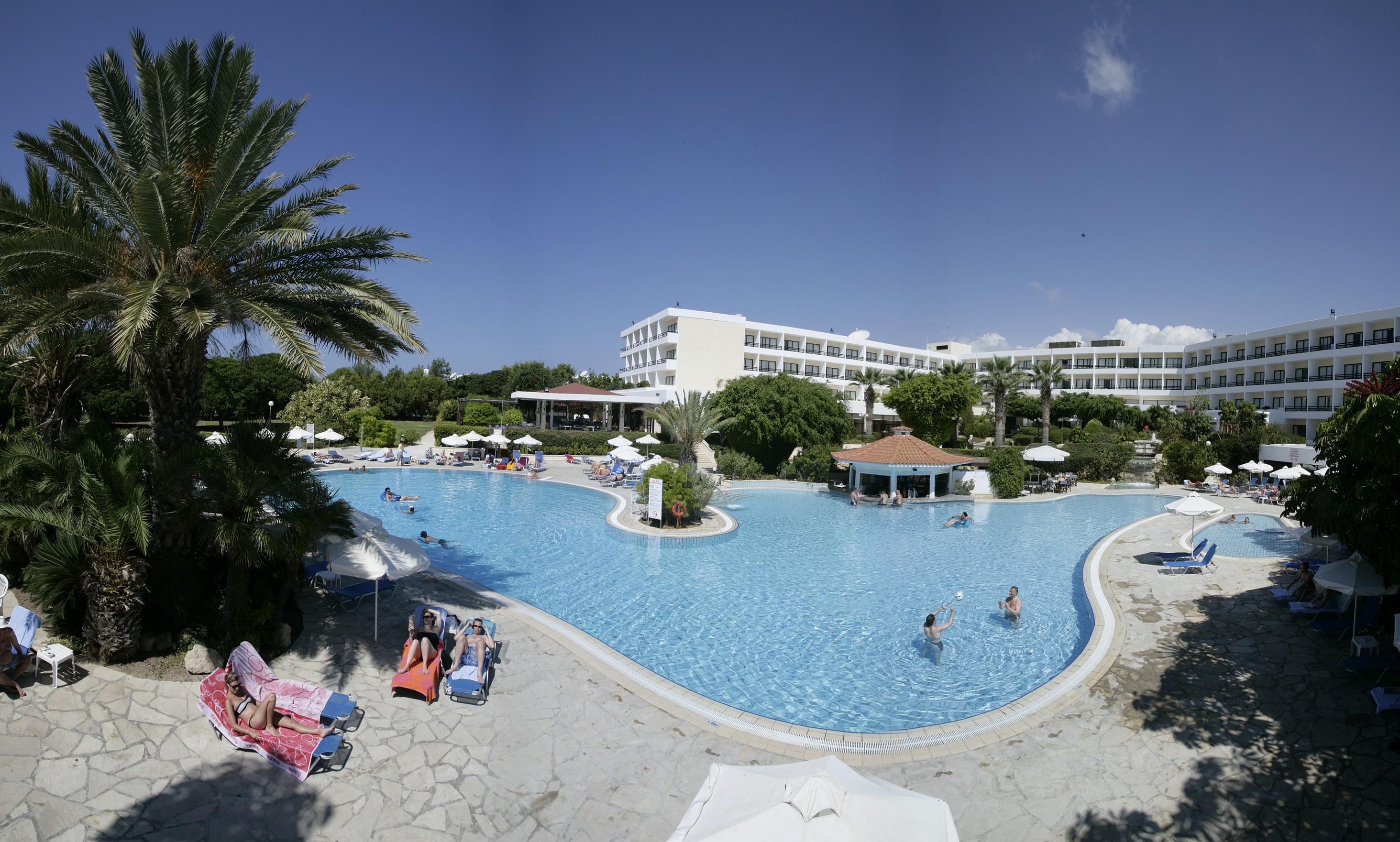Avanti Hotel بافوس المظهر الخارجي الصورة